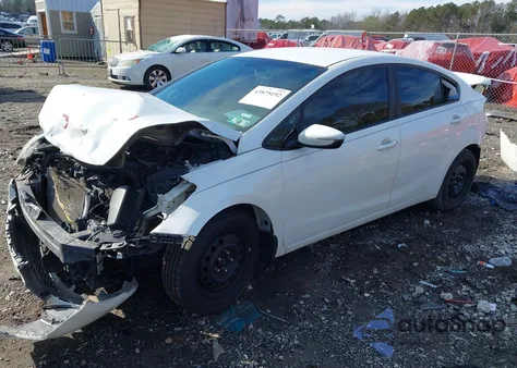 2015 Kia Forte Lx z USA, uszkodzony, nr VIN KNAFX4A61F5417667